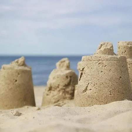 Large Coastal For 3 With Balcony Dziwnów